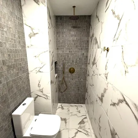 Loft 4 Pax マルベーリャ