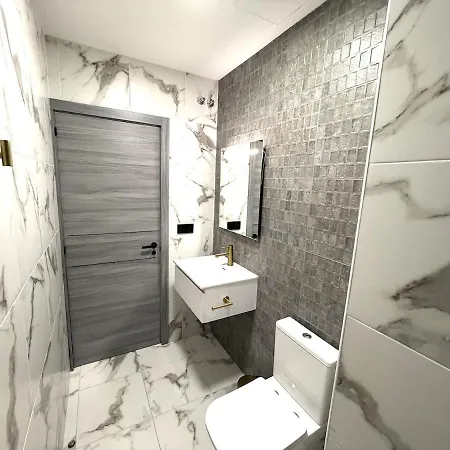 Loft 4 Pax Μαρμπέλλα